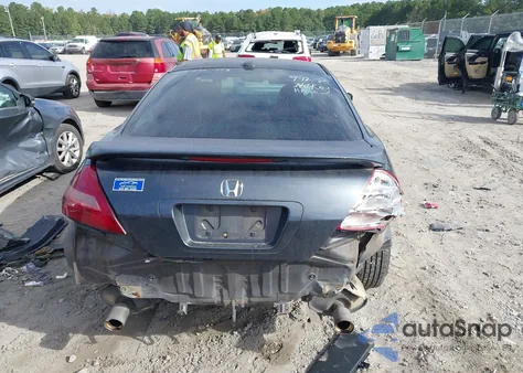 2005 Honda Accord 3.0 Ex z USA, uszkodzony, nr VIN 1HGCM82655A009460